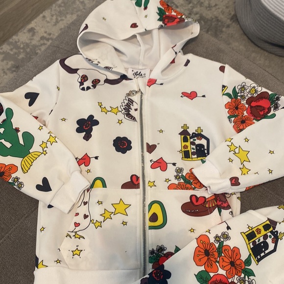 LOLA AND THE BOYS “Day of the Dead” Sweatsuit - sz 5/6 - Picture 2 of 9